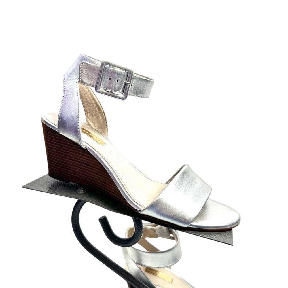 Louise et Cie Silver Lo-Punya Leather Wedges Sandals Heels Size 7.5